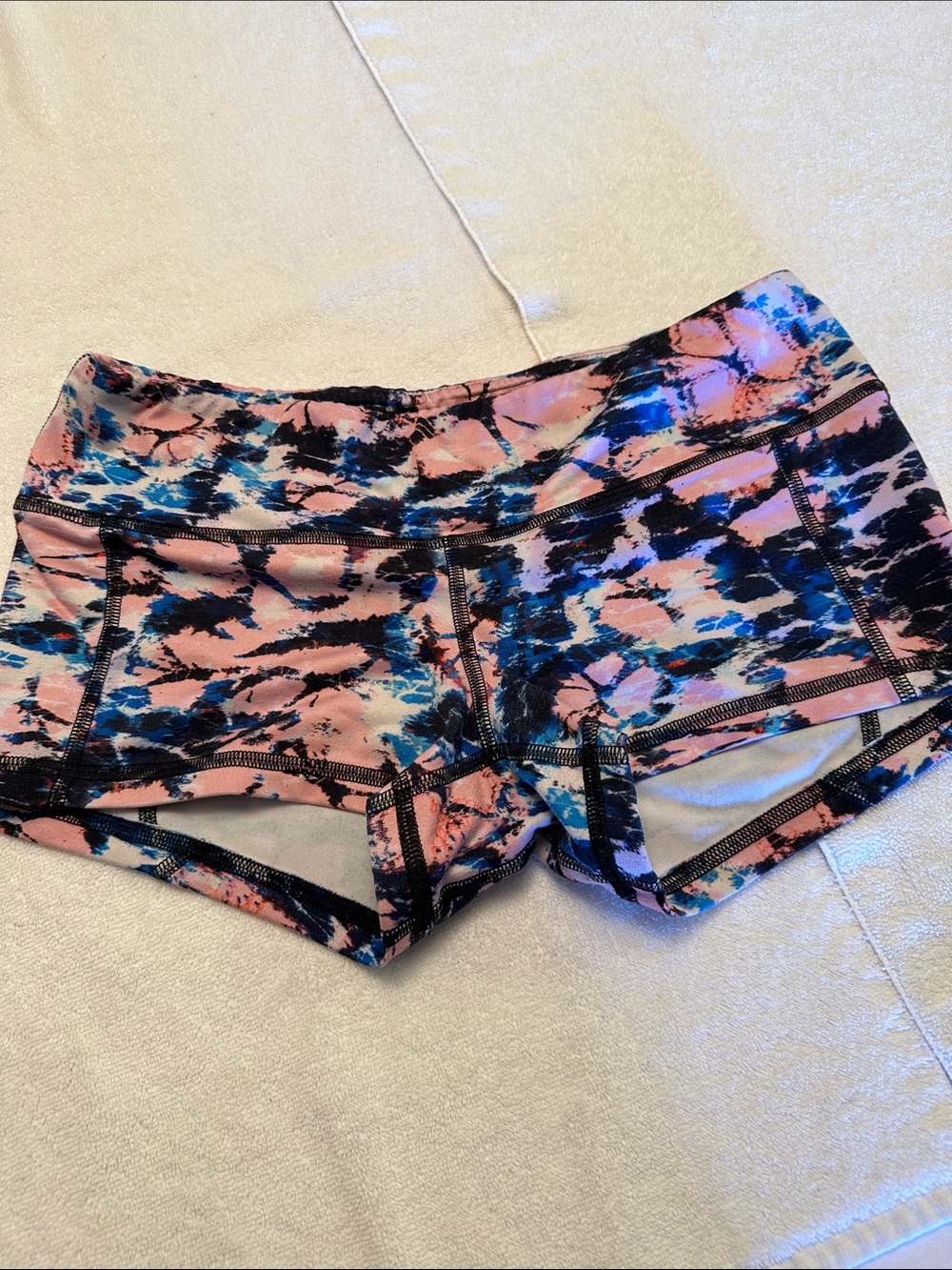 Women’s LOW RISE CONTOUR showers in Pink & Blue camo print